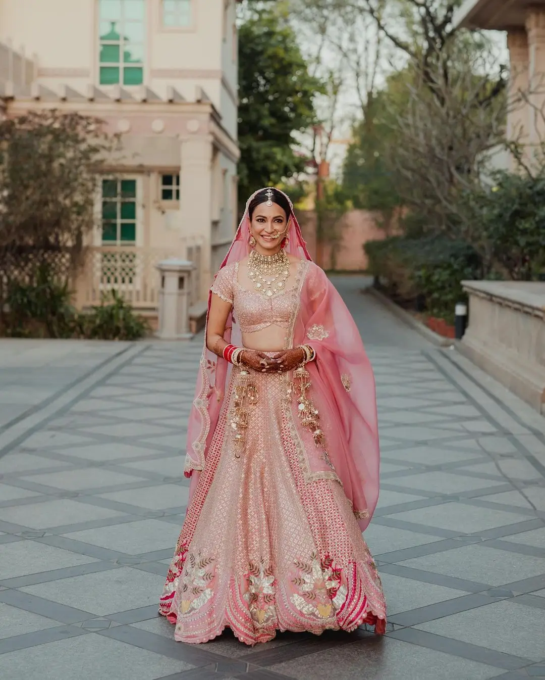 KRITI KHARBANDA IMAGES IN TRADITIONAL PINK LEHENGA CHOLI 3